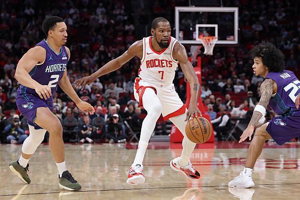 开云-独木难支！除了杜兰特，火箭其他球员都不知道在场上干什么？