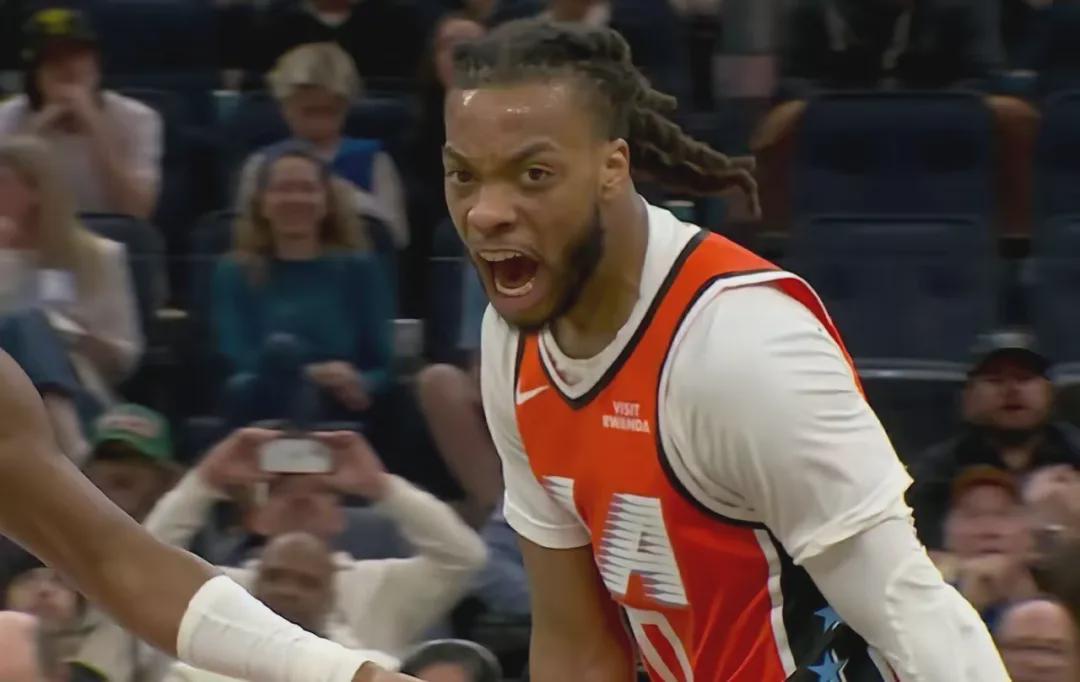 开云直播平台-No！突发神秘怪病！这可是勇士的核心内线