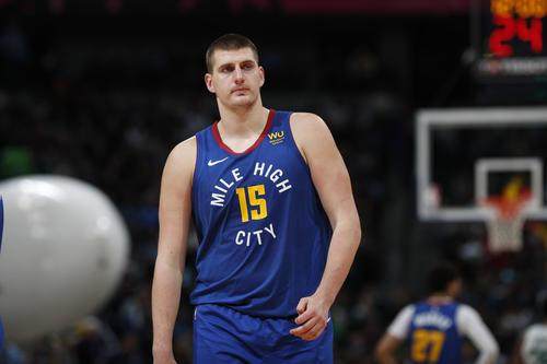 开云-【观察】揽获三项个人大奖 2014届新秀迎来集体爆发