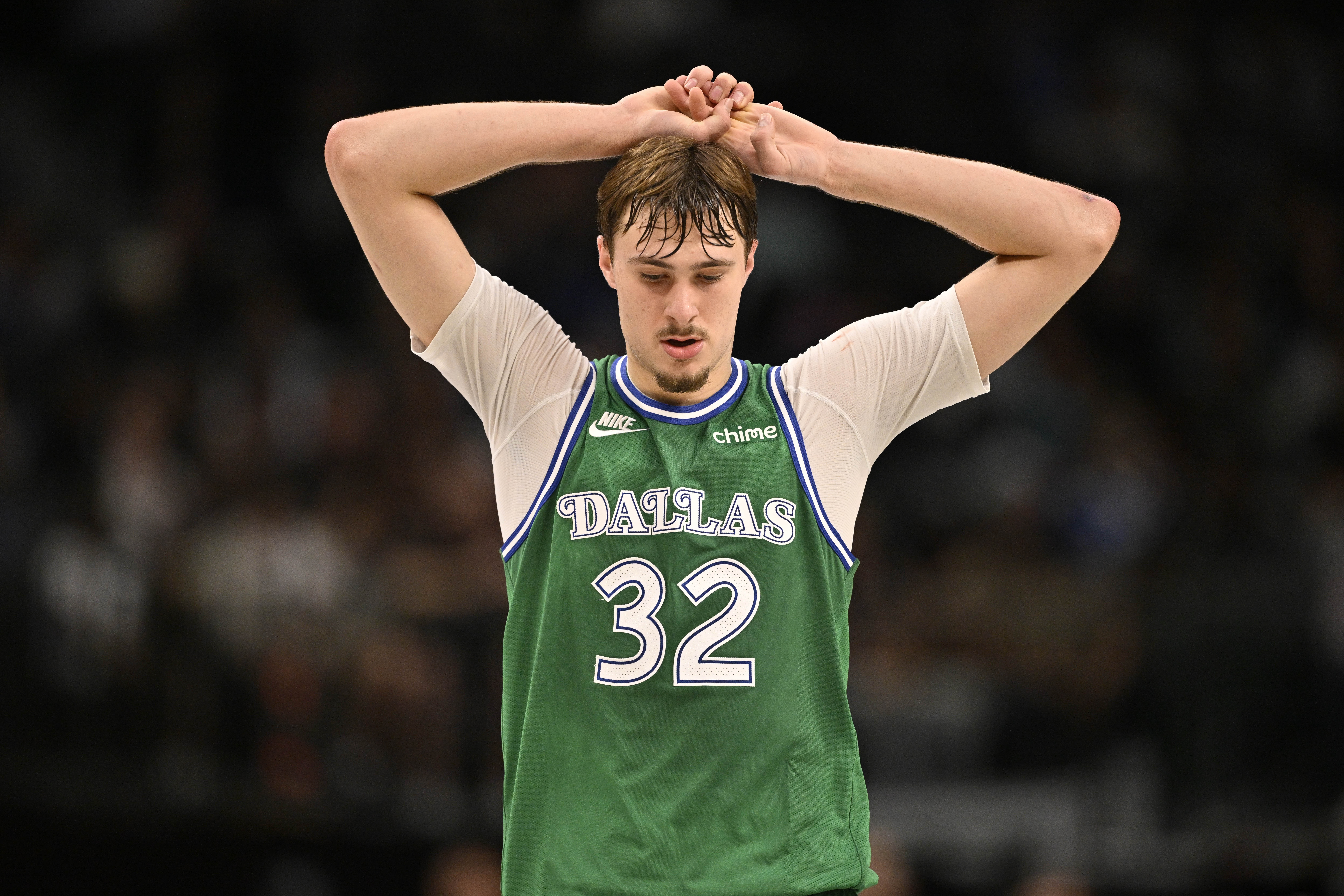 开云官方-你们演我？弗拉格首节9中5独揽13分 其他4个首发队友得分均挂蛋